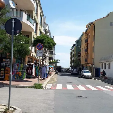 Larissa Apartmán Pomorie